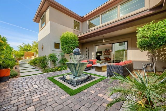 10313 Jade Point Drive, Las Vegas, NV 89135