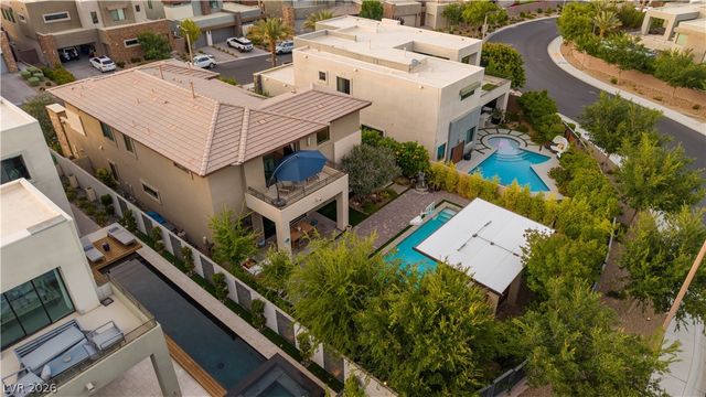 10313 Jade Point Drive, Las Vegas, NV 89135