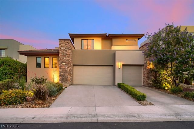 10313 Jade Point Drive, Las Vegas, NV 89135