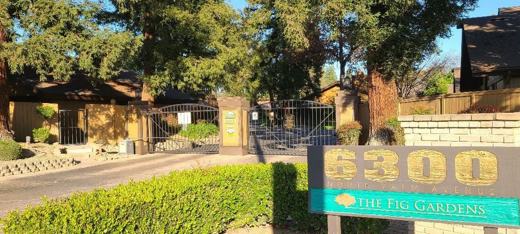 Image 1 of property listing at 6300 N Palm # 108, Fresno, CA 93704