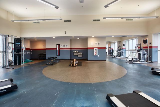 7285 SW 90th St D613, Miami, FL 33156