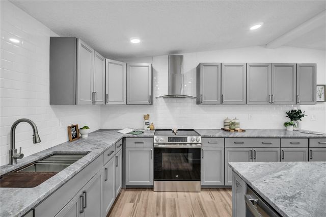 193 BLUE MARLIN DRIVE, Oldsmar, FL 34677