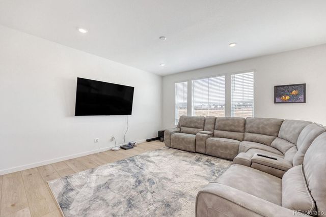 340 Paloma Way, Elizabeth, CO 80107