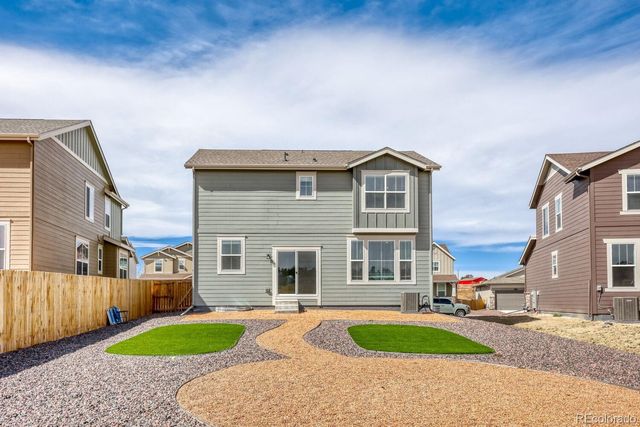 340 Paloma Way, Elizabeth, CO 80107