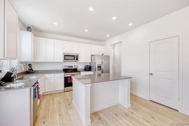 340 Paloma Way, Elizabeth, CO 80107