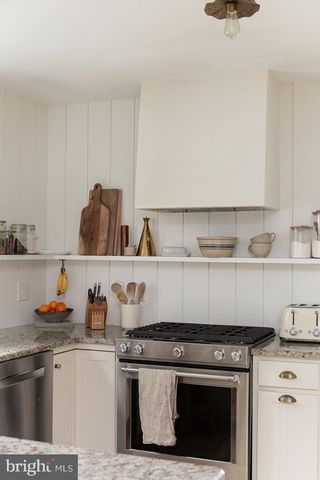 1518 SUNSET AVE, Lancaster, PA 17601