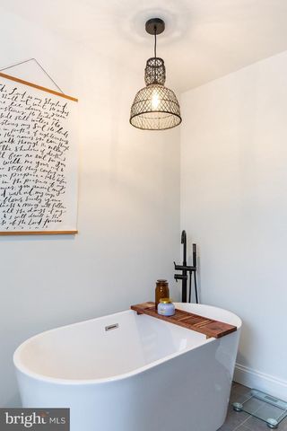 1518 SUNSET AVE, Lancaster, PA 17601