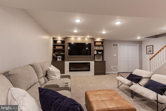 1518 SUNSET AVE, Lancaster, PA 17601