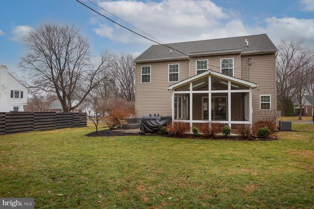 1518 SUNSET AVE, Lancaster, PA 17601