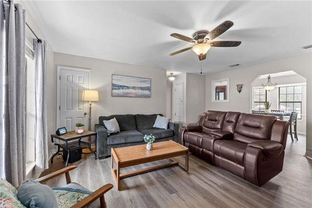 814 Deer Run Drive, Saraland, AL 36571