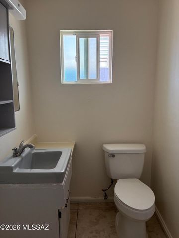 5844 E 33rd Street, Tucson, AZ 85711