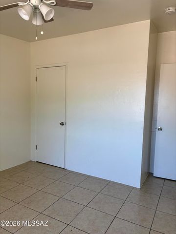 5844 E 33rd Street, Tucson, AZ 85711