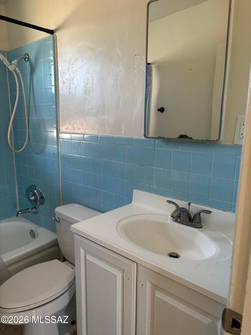 5844 E 33rd Street, Tucson, AZ 85711