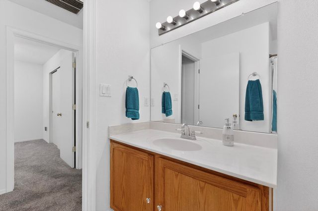 1724 Cielo Oeste Place NW, Albuquerque, NM 87120