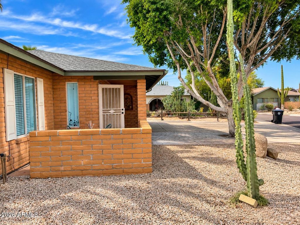 13821 N 40TH Avenue, Phoenix, AZ 85053 — photo 4