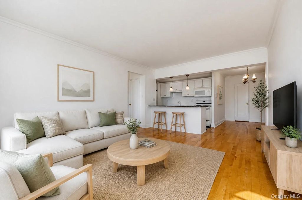 39-30 52nd Street 6F, Woodside, NY 11377 — photo 2