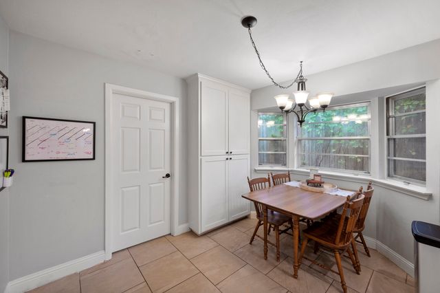 2107 Westwood Drive, Arlington, TX 76012