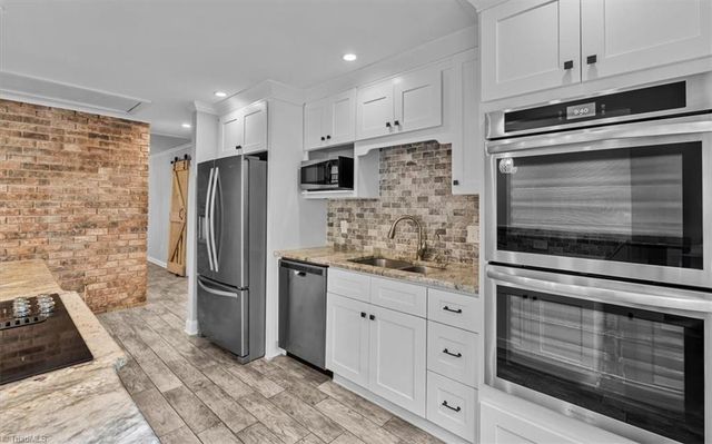 6401 Staffordshire Drive, Archdale, NC 27263