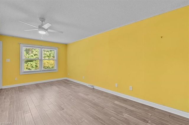 6401 Staffordshire Drive, Archdale, NC 27263