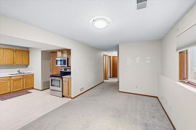 750 Hiawatha Avenue, Vadnais Heights, MN 55127
