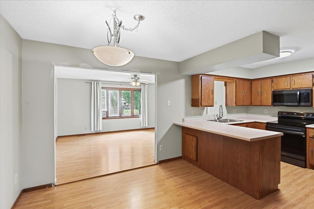 750 Hiawatha Avenue, Vadnais Heights, MN 55127 — photo 5