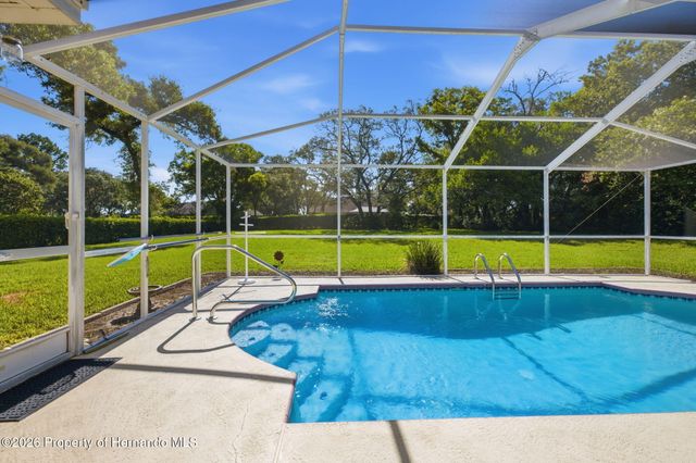 192 Preston Hollow Drive, Spring Hill, FL 34609
