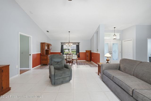 192 Preston Hollow Drive, Spring Hill, FL 34609