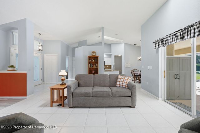 192 Preston Hollow Drive, Spring Hill, FL 34609
