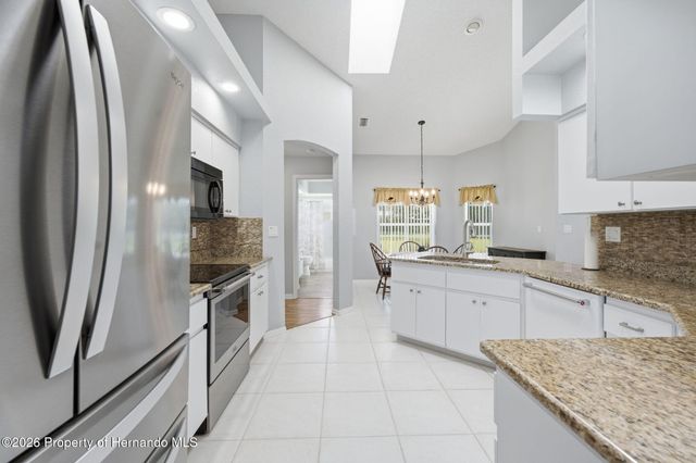 192 Preston Hollow Drive, Spring Hill, FL 34609