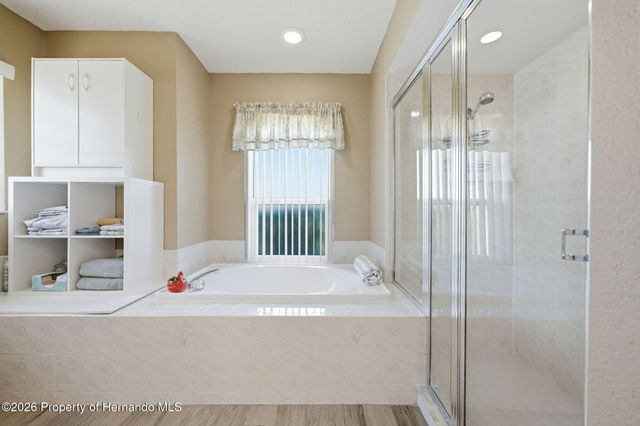 192 Preston Hollow Drive, Spring Hill, FL 34609