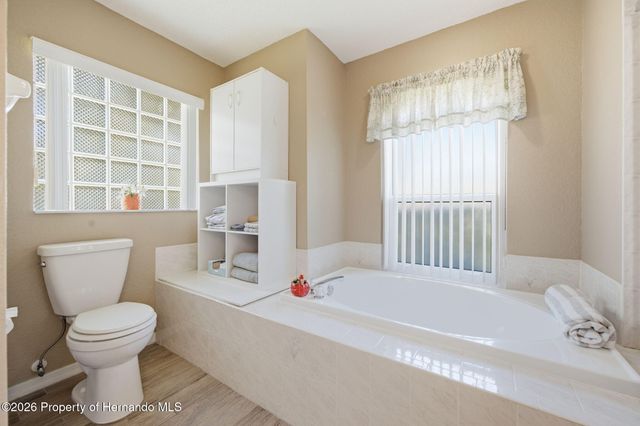 192 Preston Hollow Drive, Spring Hill, FL 34609