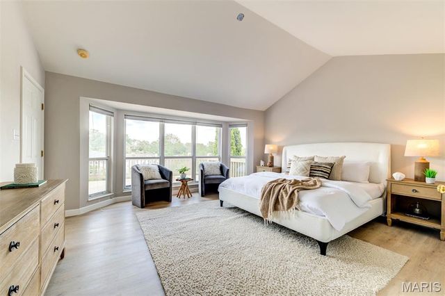 11431 Daykin Drive, St Louis, MO 63146
