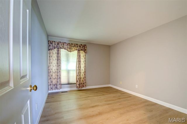 11431 Daykin Drive, St Louis, MO 63146