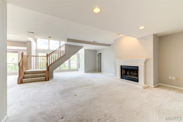 11431 Daykin Drive, St Louis, MO 63146