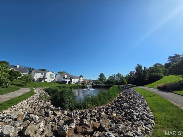 11431 Daykin Drive, St Louis, MO 63146