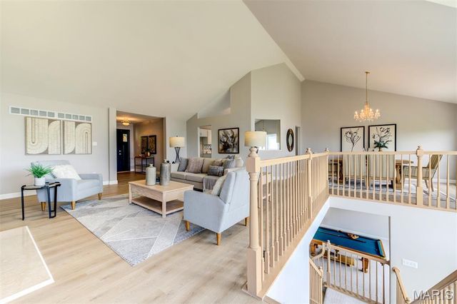 11431 Daykin Drive, St Louis, MO 63146