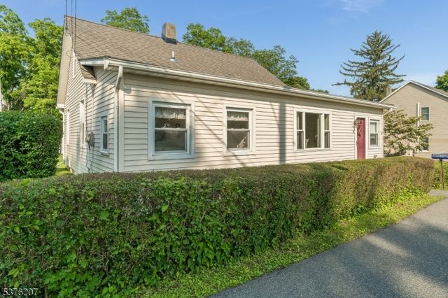 6 Franklin Street, Franklin Twp., NJ 07882