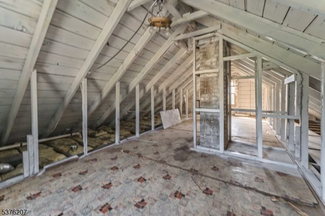 6 Franklin Street, Franklin Twp., NJ 07882