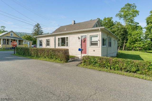 6 Franklin Street, Franklin Twp., NJ 07882