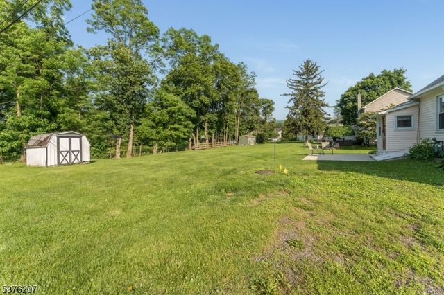 6 Franklin Street, Franklin Twp., NJ 07882