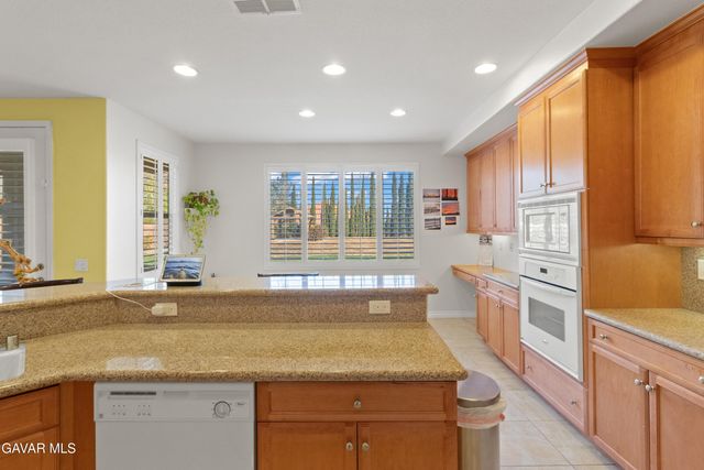 41346 W 43rd Street, Quartz Hill, CA 93536