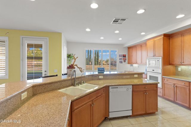 41346 W 43rd Street, Quartz Hill, CA 93536