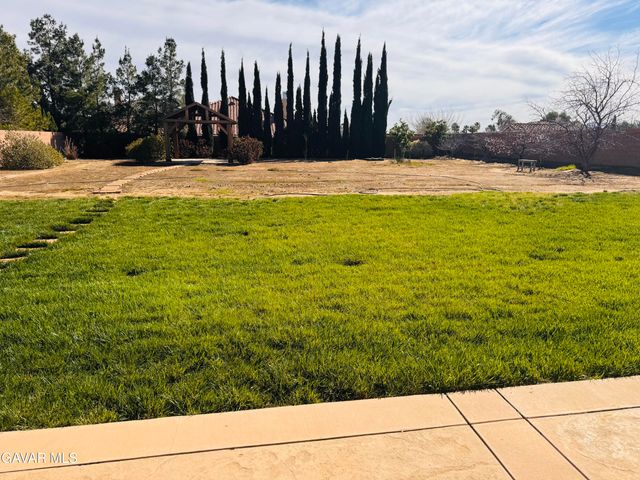 41346 W 43rd Street, Quartz Hill, CA 93536