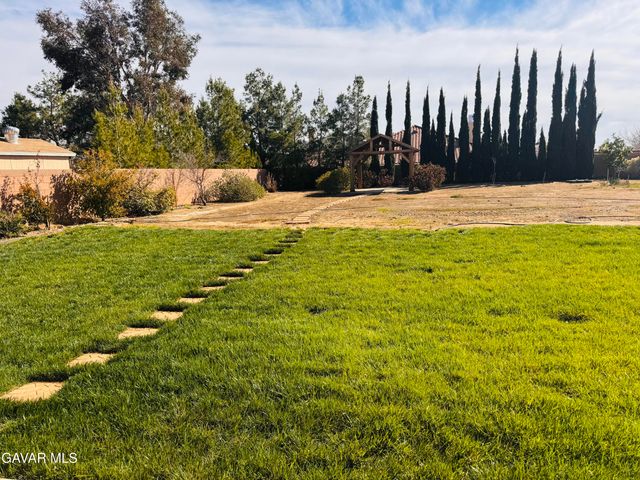 41346 W 43rd Street, Quartz Hill, CA 93536