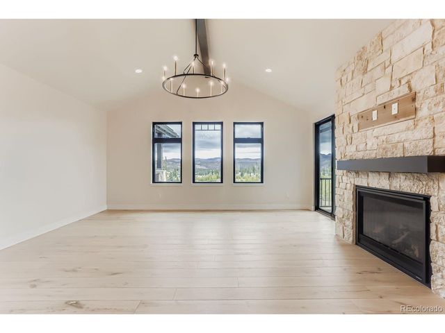 967 W Elk Meadows Dr, Tabernash, CO 80478