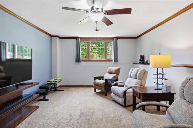 1301 Sandy Ridge Lane, Altoona, WI 54720