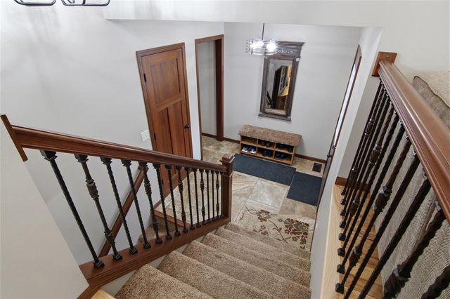 1301 Sandy Ridge Lane, Altoona, WI 54720