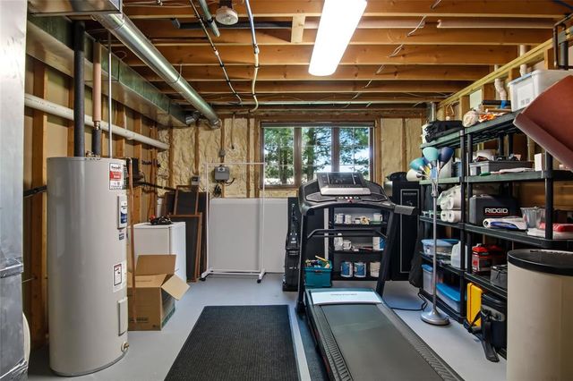 1301 Sandy Ridge Lane, Altoona, WI 54720