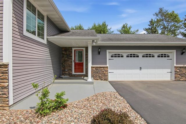 1301 Sandy Ridge Lane, Altoona, WI 54720