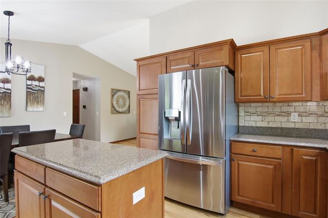1301 Sandy Ridge Lane, Altoona, WI 54720